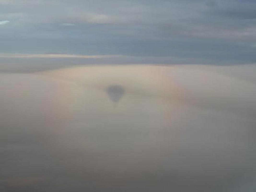 Balloon shadow with rainbow halo